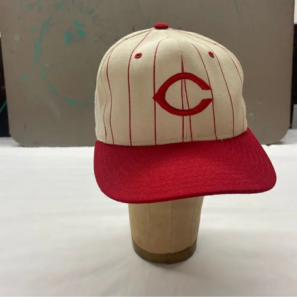 VTG Authentic Diamond New Era 5950 Pro Model 100% Wool Red’s Baseball Cap Size 7